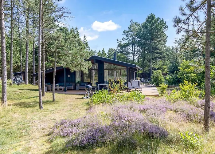 Santuzza - 3-9km From The Sea By Interhome *